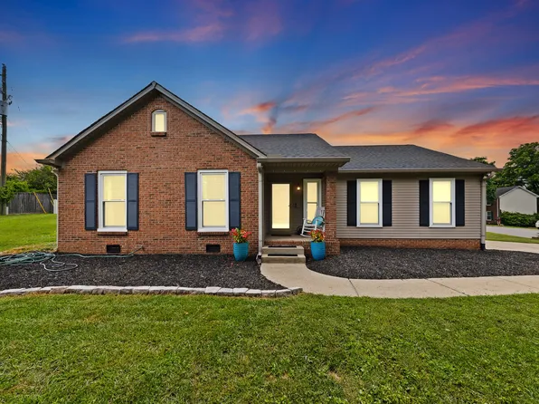 1101 Dawnwood Dr, Old Hickory, TN 37138