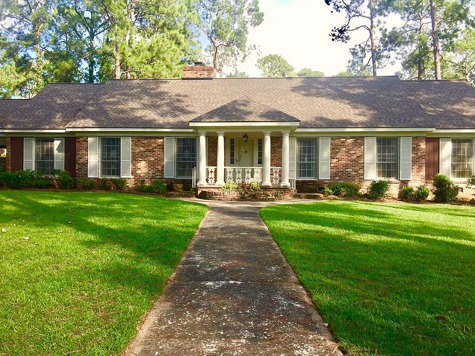 1st image of 510 Pinecrest Dr