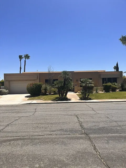 2280 N Hermosa Dr
