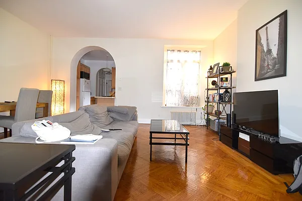 Rented by Manhattan Spaces | media 10