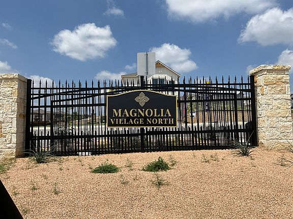 3rd image of 7146 Magnolia Vlg #201