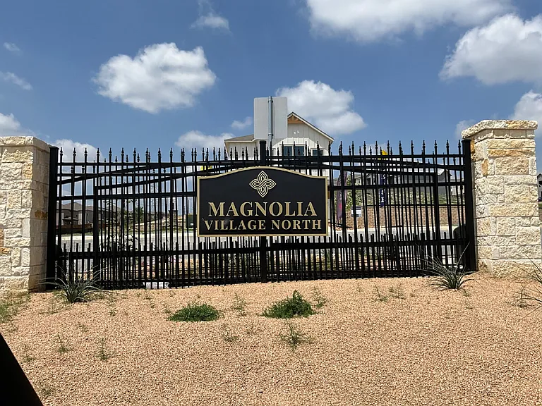 7146 Magnolia Vlg #201 — Photo 3