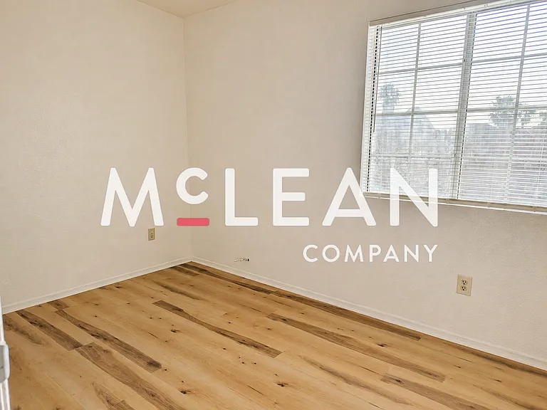 3270 N Sandspring Dr — Photo 7