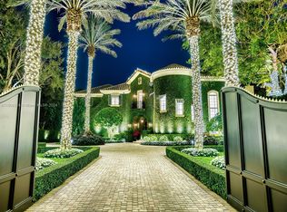 5050 Pine Dr, Miami, FL 33143