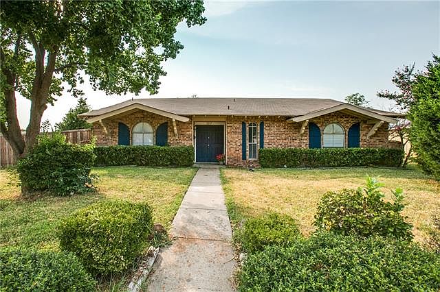 1st image of 3217 Concord Dr