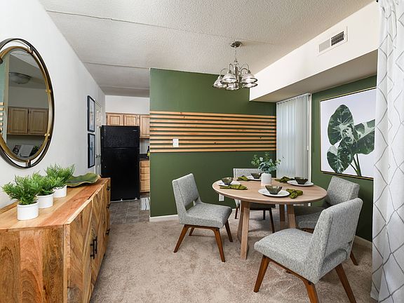 Apartment Dining