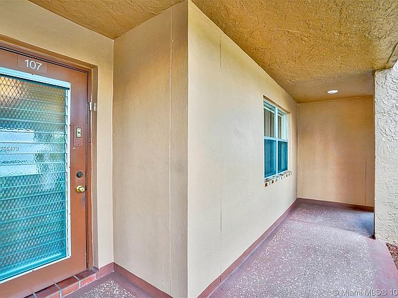 3rd image of 9781 Sunrise Lakes Blvd APT 107