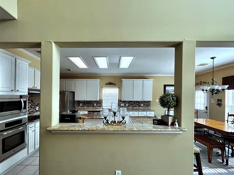 403 Green Stone Ct — Photo 5
