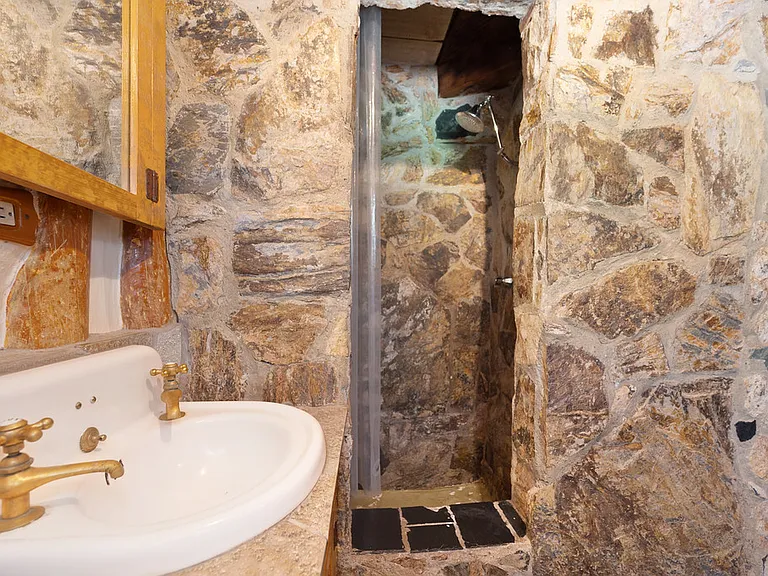 775 Lester Ln — Photo 22