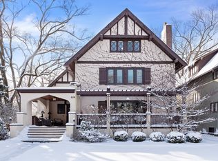 624 Central St, Evanston, IL 60201