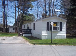 12 Village Ln, Old Orchard Beach, ME 04064