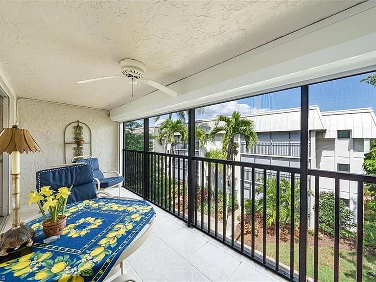 788 Park Shore Dr #D30 — Photo 21