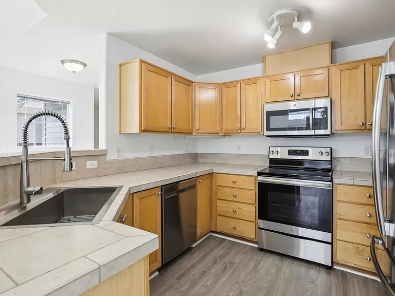 15120 SW Mallard Dr #204 — Photo 8