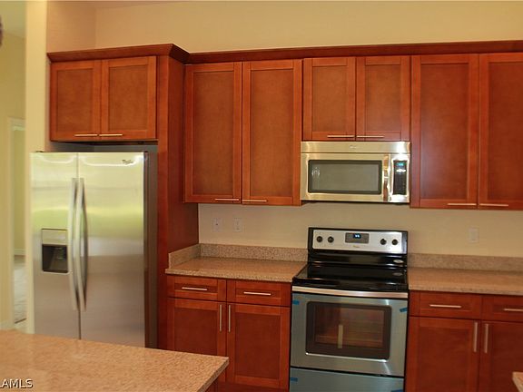 3rd image of 4128 SW 9th Place Cpe