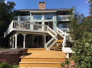 33 Burchard Rd, West Dover, VT 05356