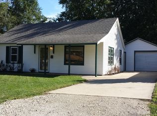 504 S Victor St, Champaign, IL 61821