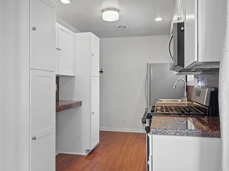 3104 E 35th Ave — Photo 10