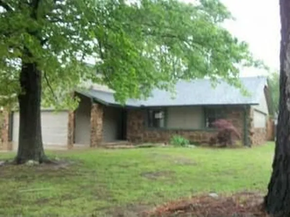 105 W M St, Jenks, OK 74037