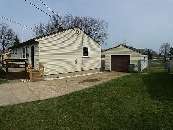 2nd image of 523 N Brockway Ave