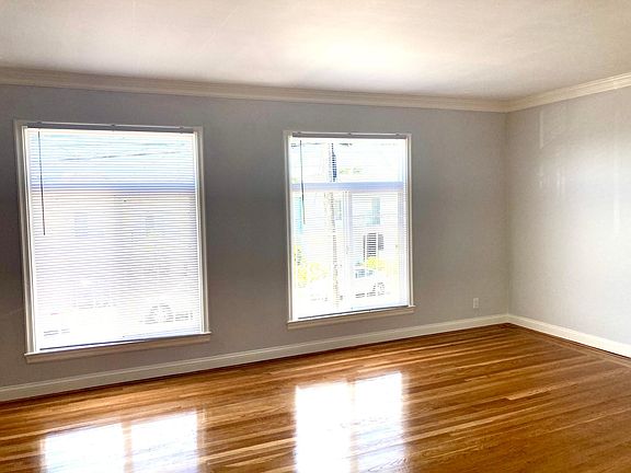 4th image of 1675 35th Ave