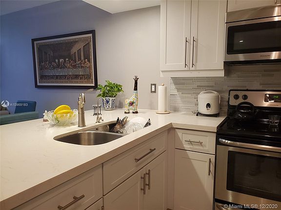 3rd image of 15575 N Miami Lakeway N #103-14