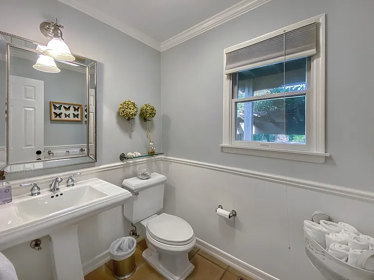 63 Shinnecock Hills Rd — Photo 10