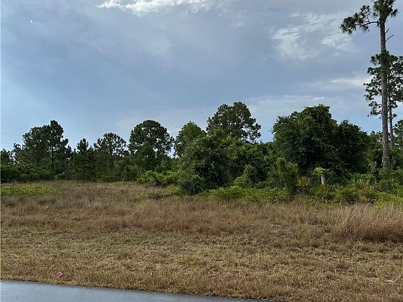 2nd image of 1243 Edelweiss St E