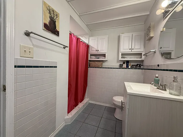 1021 Stonegate Rd — Photo 15
