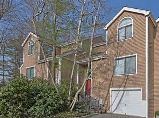 129 Bayberry Close, Chappaqua, NY 10514