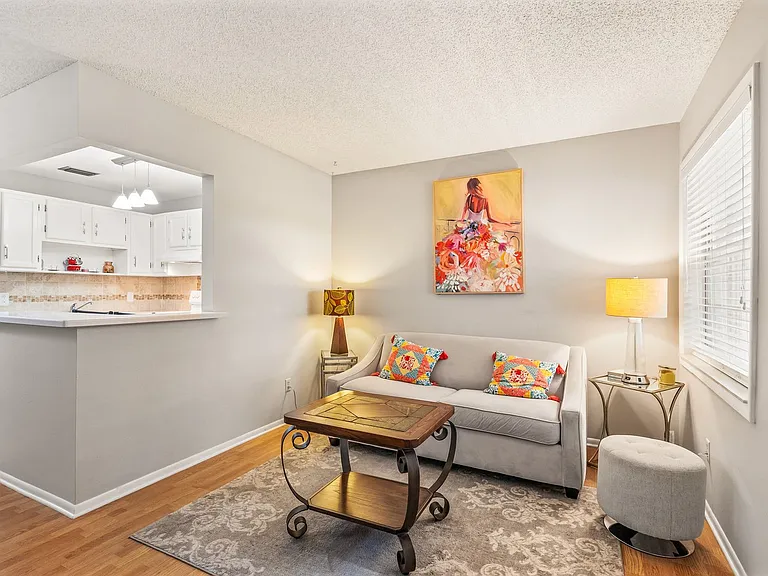 11 Vista Gardens Trl #204 — Photo 8