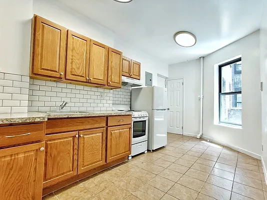 Rented by Union Square Property Management | media 1