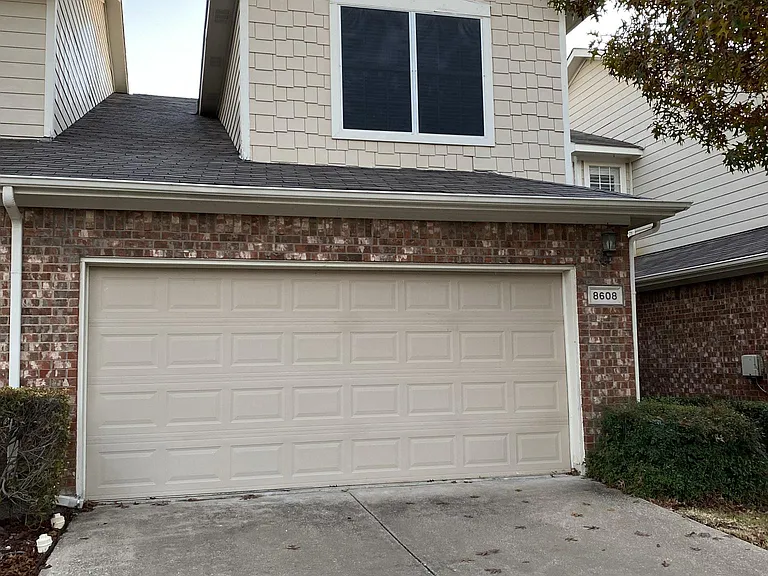 8608 Brunswick Dr — Photo 1
