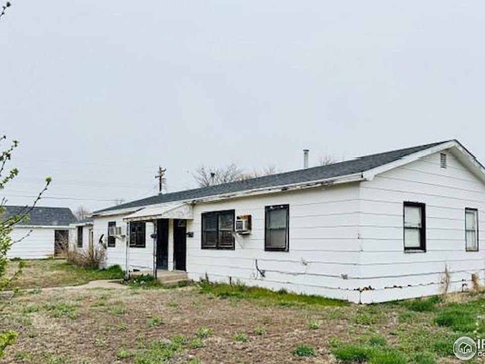 1st image of 702 Pine St