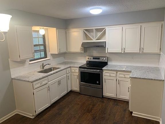 2nd image of 4001 S Masterbrooke Dr