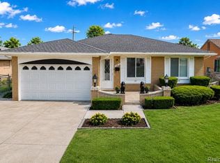 13612 Canterbury Dr, Sterling Heights, MI 48312