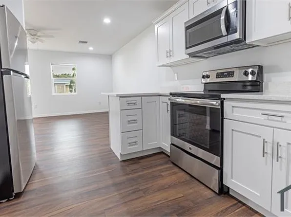 6015 Deming Ave #6015, North Pt, FL 34287