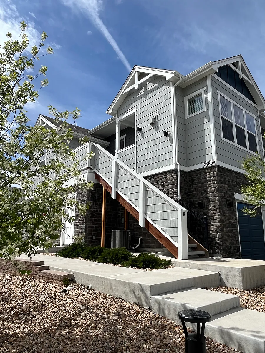 Building Photo - 23608 E Ida Dr
