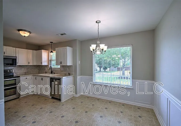 17 Woolridge Way — Photo 6