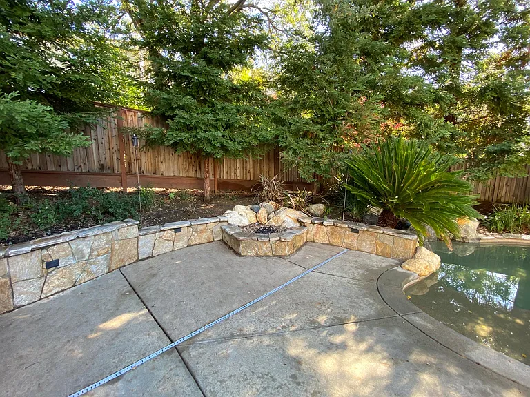 Fire pit