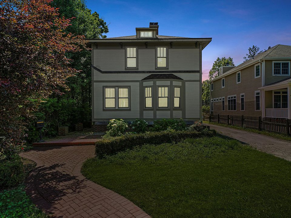 1312 Ridgewood Dr, Highland Park, IL 60035 Zillow