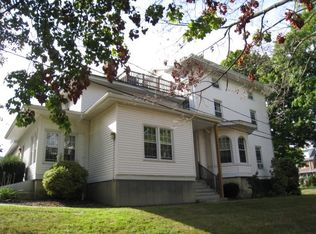 33 Bretton Rd APT 4, Middletown, CT 06457