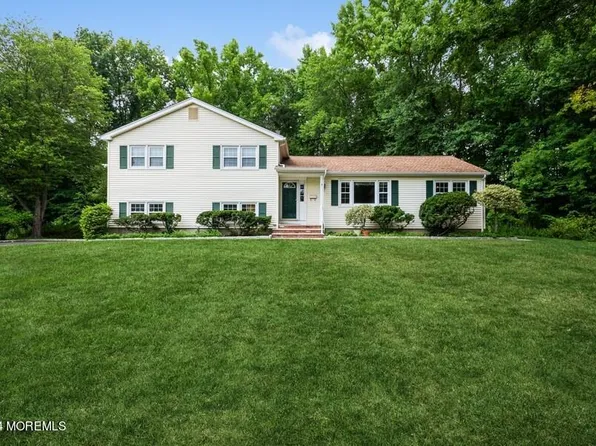 5 Merrick Court, Middletown, NJ 07748