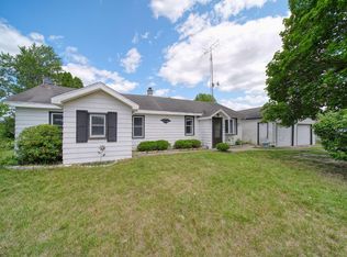 4959 Deleon Dr, Tecumseh, MI 49286