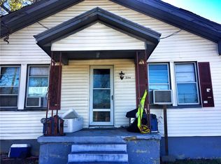 204 E Neely St, Dallas, TX 75203