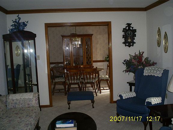 5th image of 308 Fernwood Farms Ct