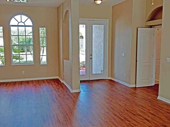 4th image of 2740 Harvest Dr