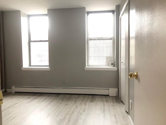 3rd image of 173 E 102nd St #D4