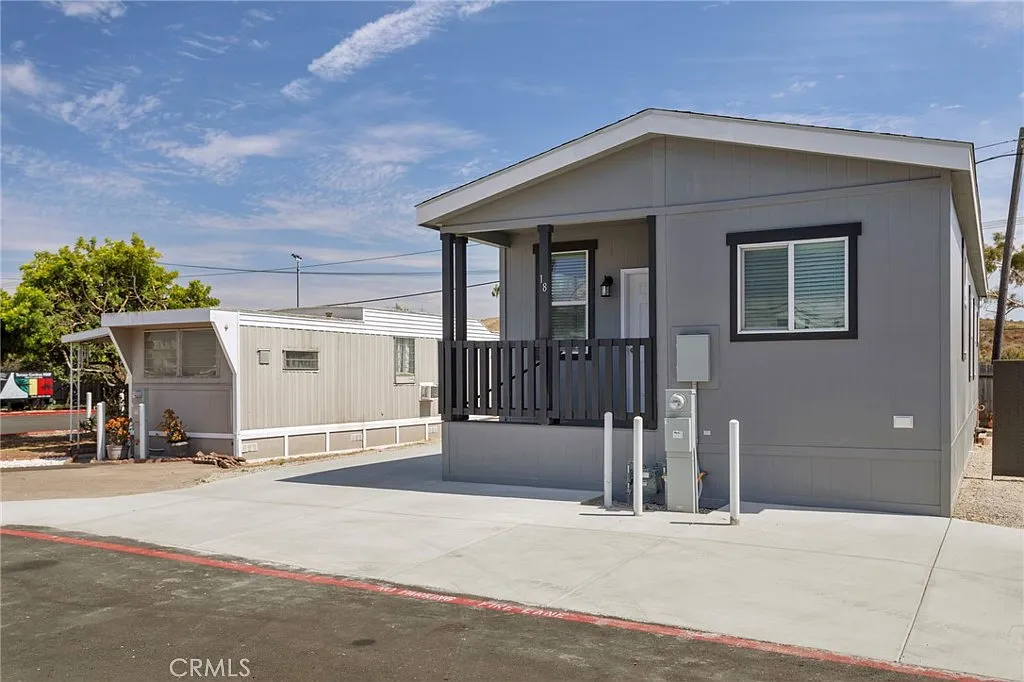 3 bed, 1120 sqft, $3,800 — Photo 1