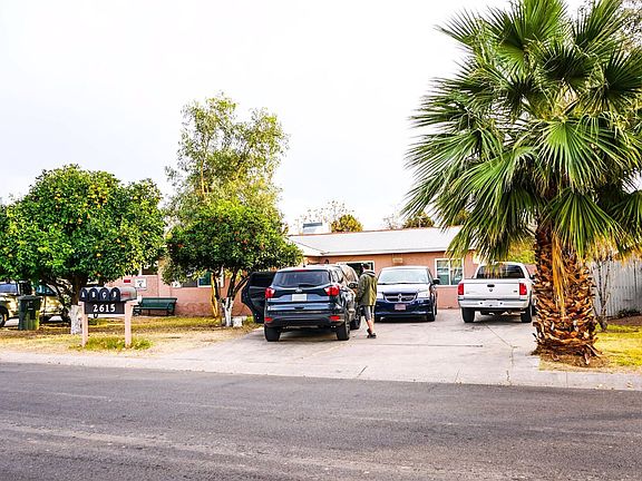 2nd image of 2615 W Morten Ave