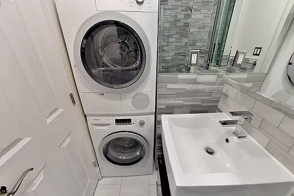 Rented by REAL New York | media 10